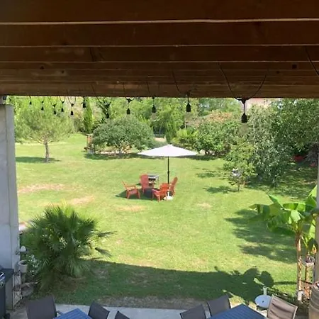 Le Refuge Confortable Avec Terrasse 度假居 *